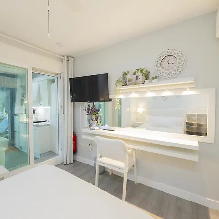 Guest house Cubo's Poseidon 3 & Pool